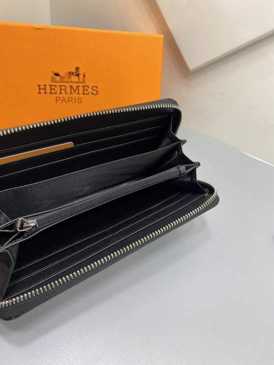 Picture of Hermes Wallets _SKUfw214809250fw